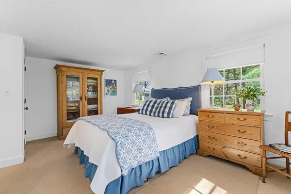 $2,495,000 | 279 Oakland Street, Wellesley, MA 02481