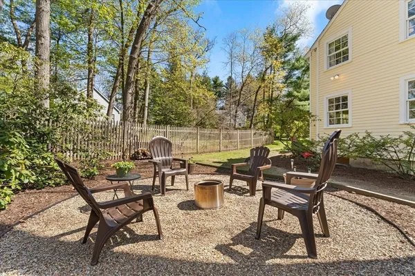 $2,495,000 | 279 Oakland Street, Wellesley, MA 02481