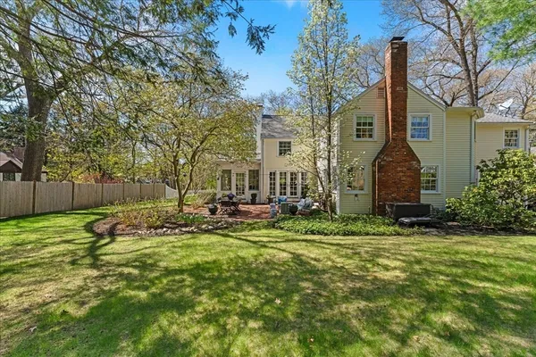 $2,495,000 | 279 Oakland Street, Wellesley, MA 02481