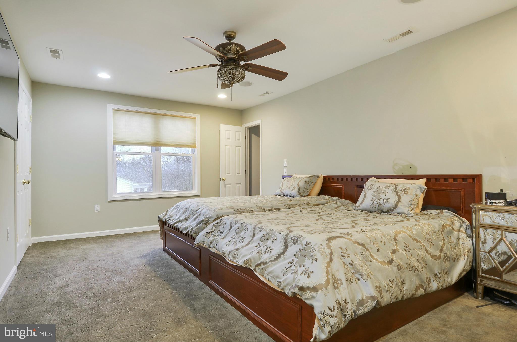 11708 Kemp Mill Road Silver Spring, MD 20902 - Photo 16 of 28 Bedroom (Master)