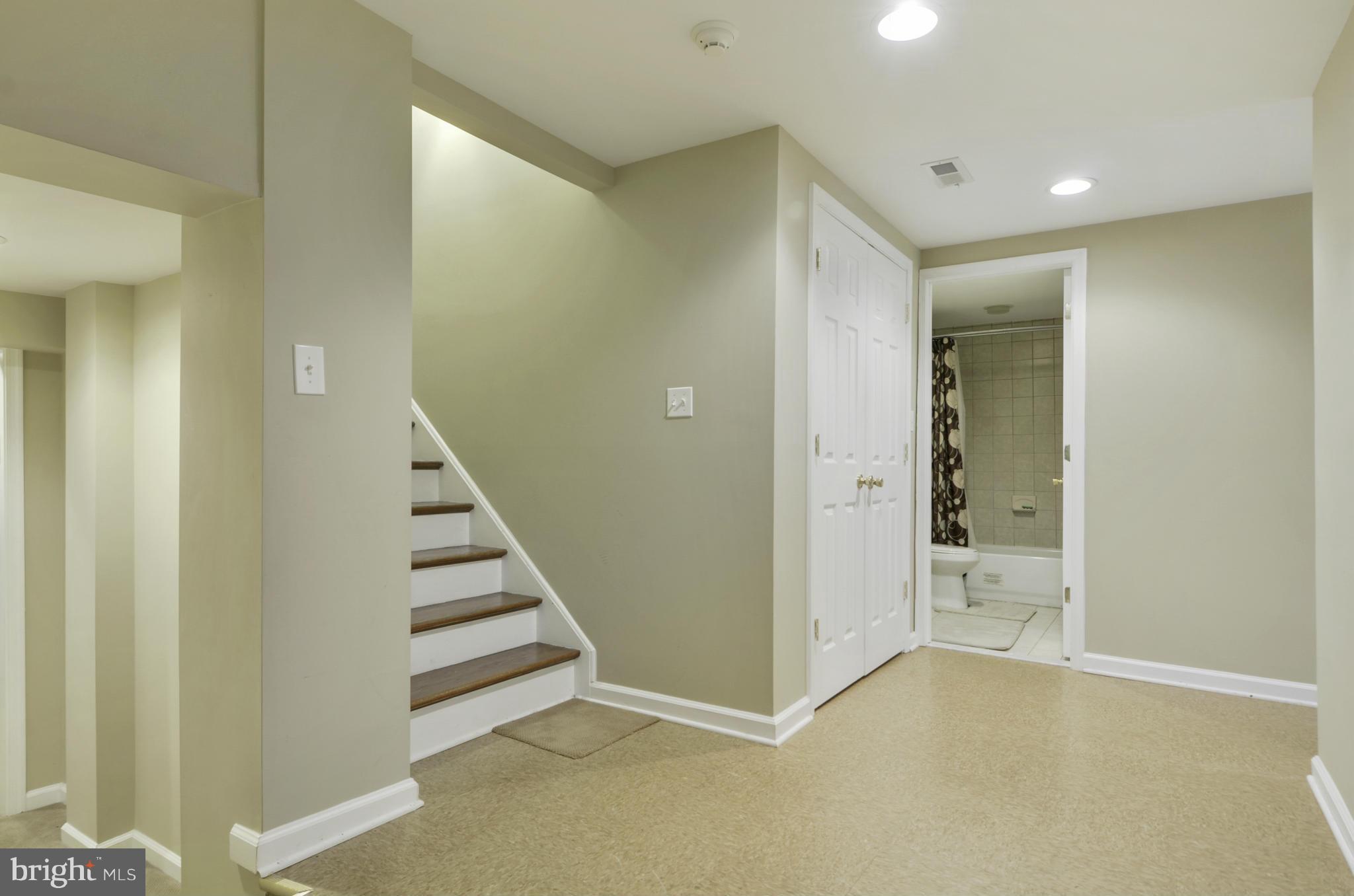 11708 Kemp Mill Road Silver Spring, MD 20902 - Photo 20 of 28 Lower Level Hallway