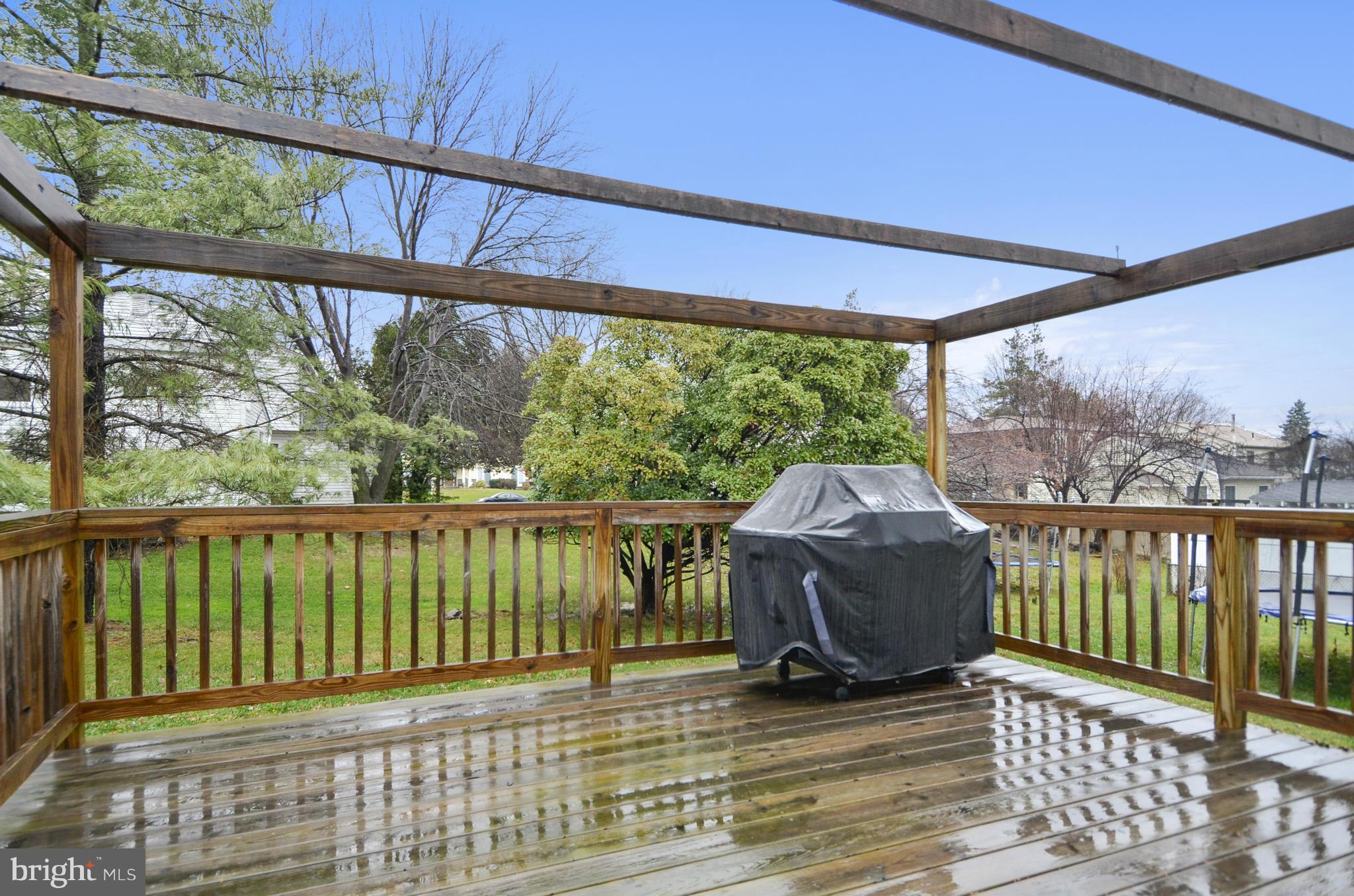 11708 Kemp Mill Road Silver Spring, MD 20902 - Photo 28 of 28 Deck