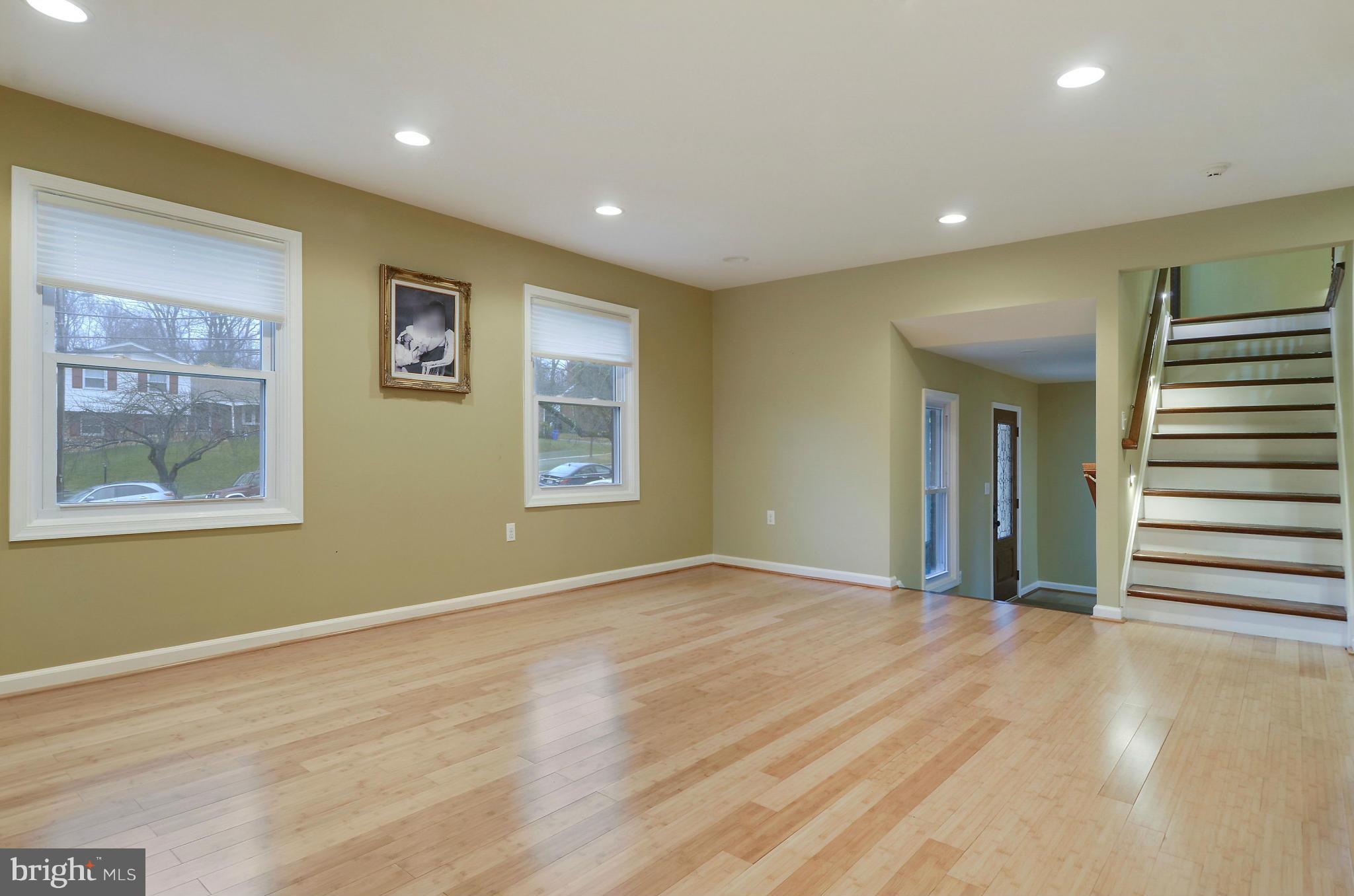 11708 Kemp Mill Road Silver Spring, MD 20902 - Photo 8 of 28 Living Room - Main Level