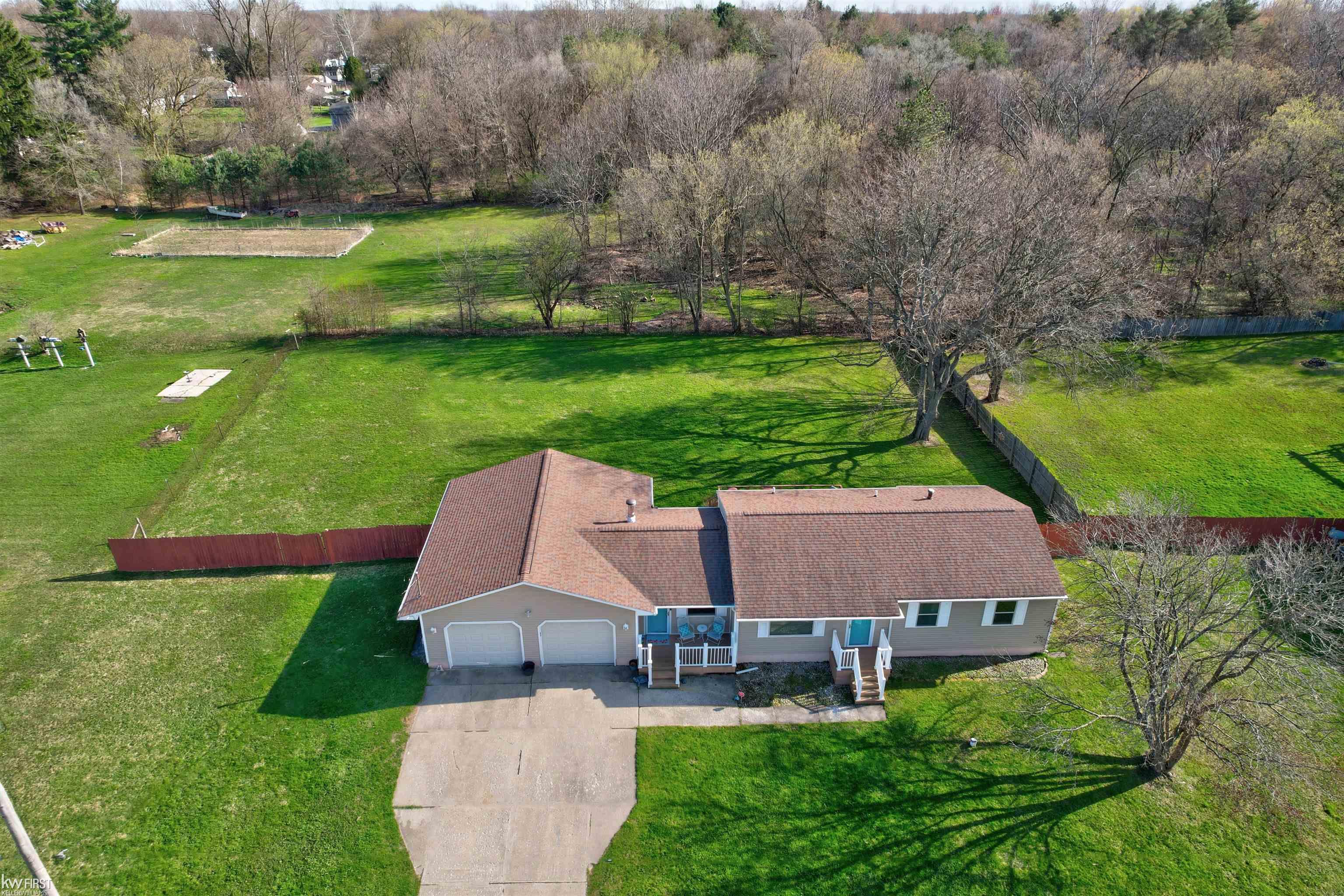 6486 Lucas Road Flint, MI 48506 - Photo 36 of 39