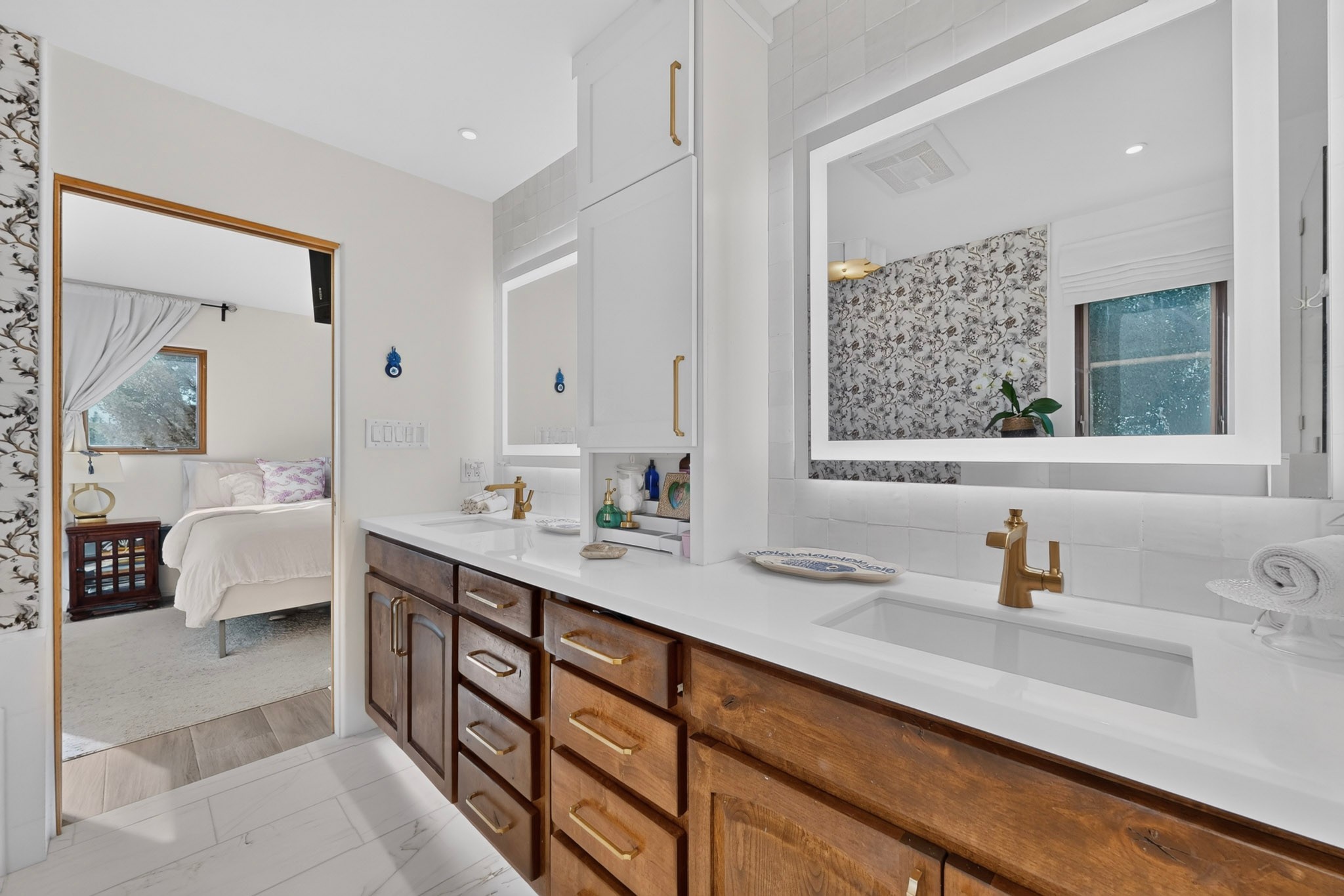 20 Moya Loop Santa Fe, NM 87508 - Photo 15 of 27 Primary Bathroom