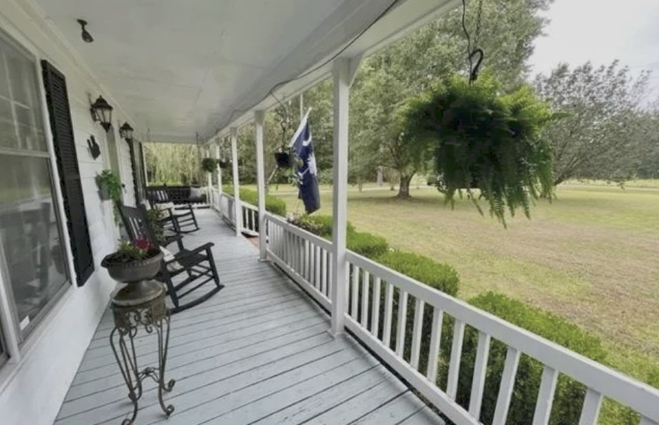 7197 Francis Marion Road Pamplico, SC 29583 - Photo 2 of 8 Gallery Image 2