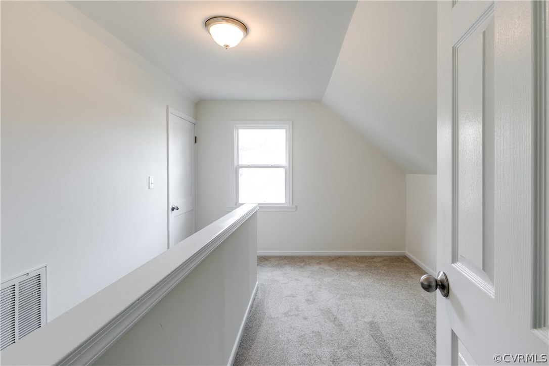 2901 West Strathmore Road North Chesterfield, VA 23237 - Photo 22 of 36 a view of room and window