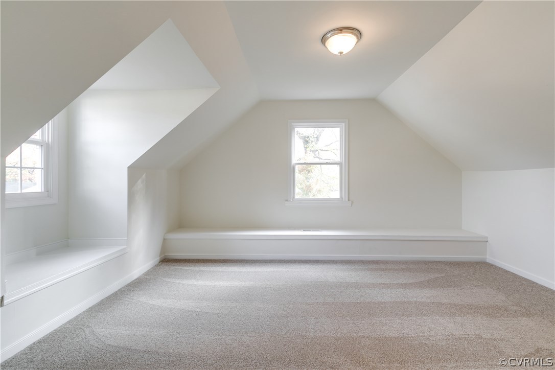 2901 West Strathmore Road North Chesterfield, VA 23237 - Photo 28 of 36 an empty room with windows