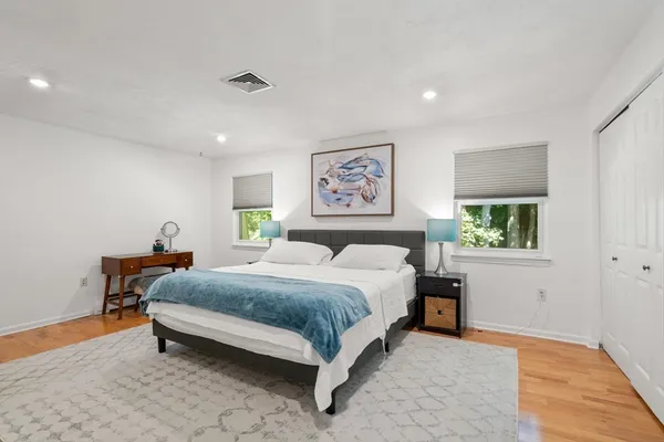 $849,000 | 2255 Commonwealth Avenue, Unit 2255, Newton, MA 02466