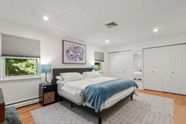 $849,000 | 2255 Commonwealth Avenue, Unit 2255, Newton, MA 02466