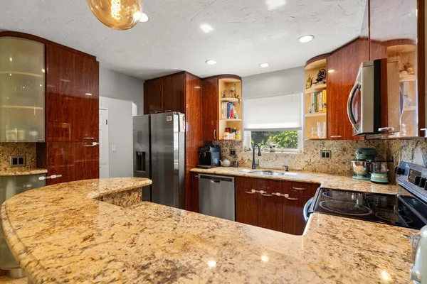 $849,000 | 2255 Commonwealth Avenue, Unit 2255, Newton, MA 02466