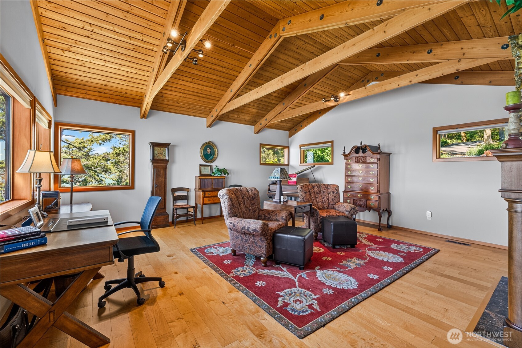 14122 Ervine Road Anacortes, WA 98221 - Photo 16 of 40