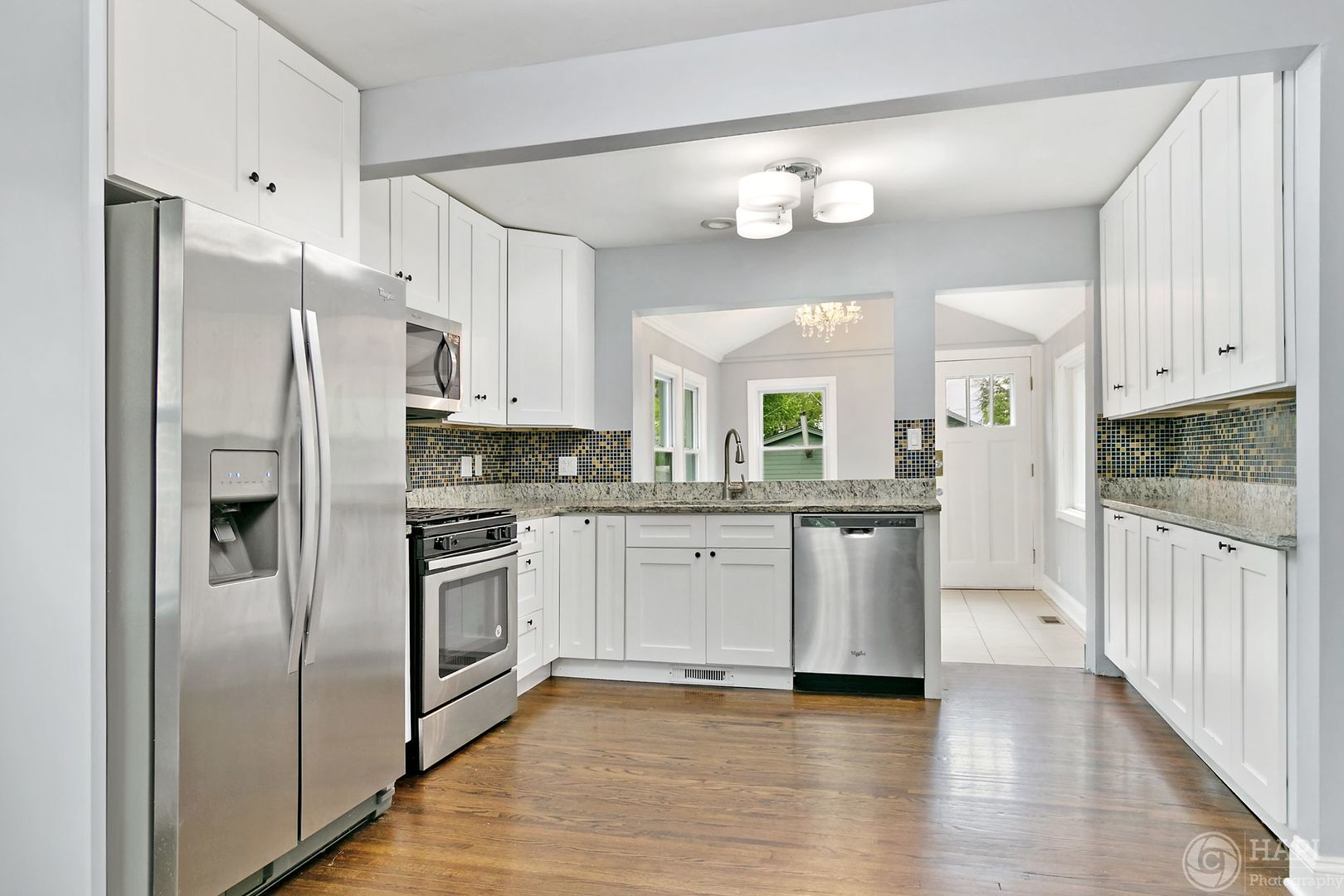 44 Lippincott Road Fox Lake, IL 60020 - Photo 5 of 22