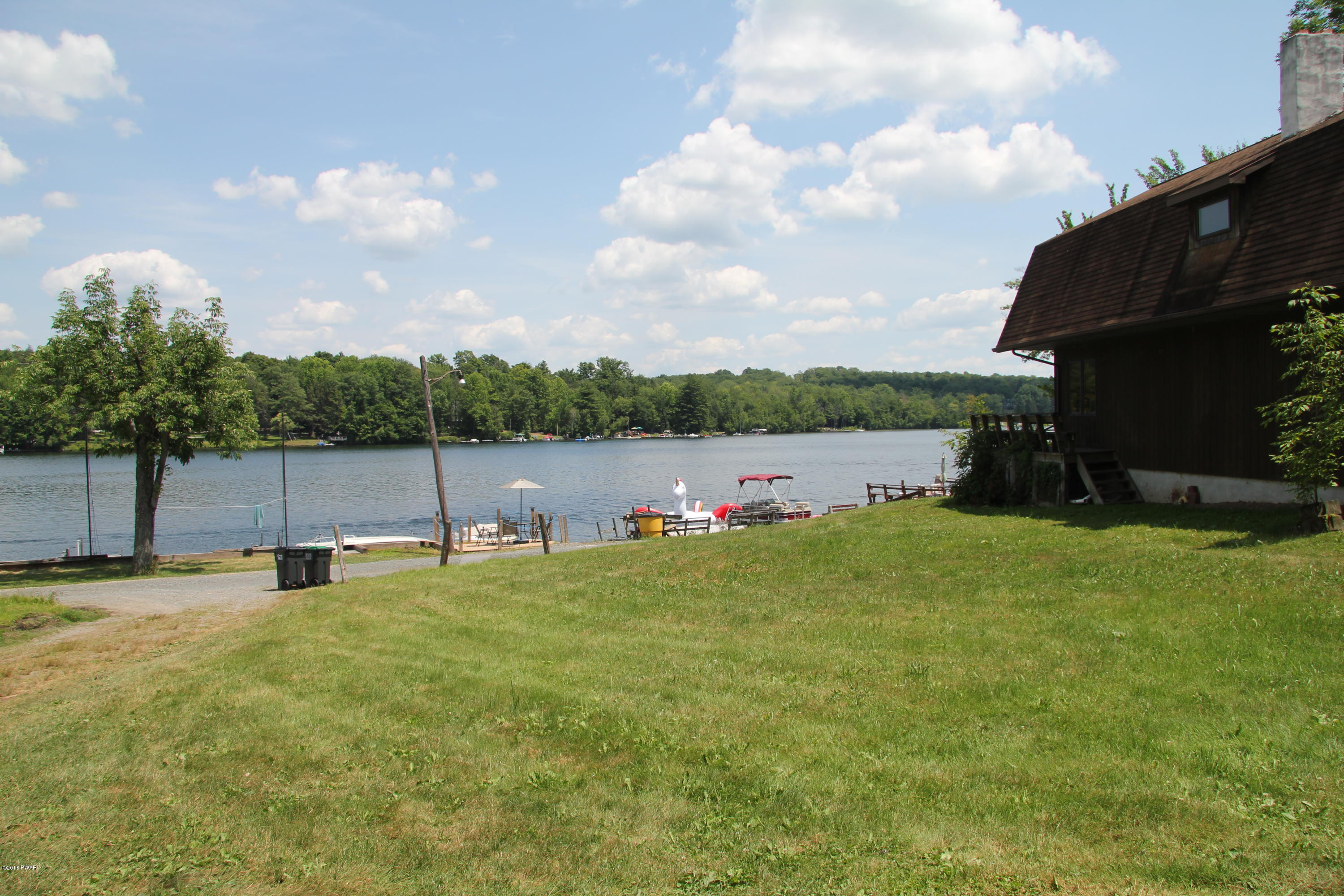 54 West Shore Road Waymart, PA 18472 - Photo 4 of 14