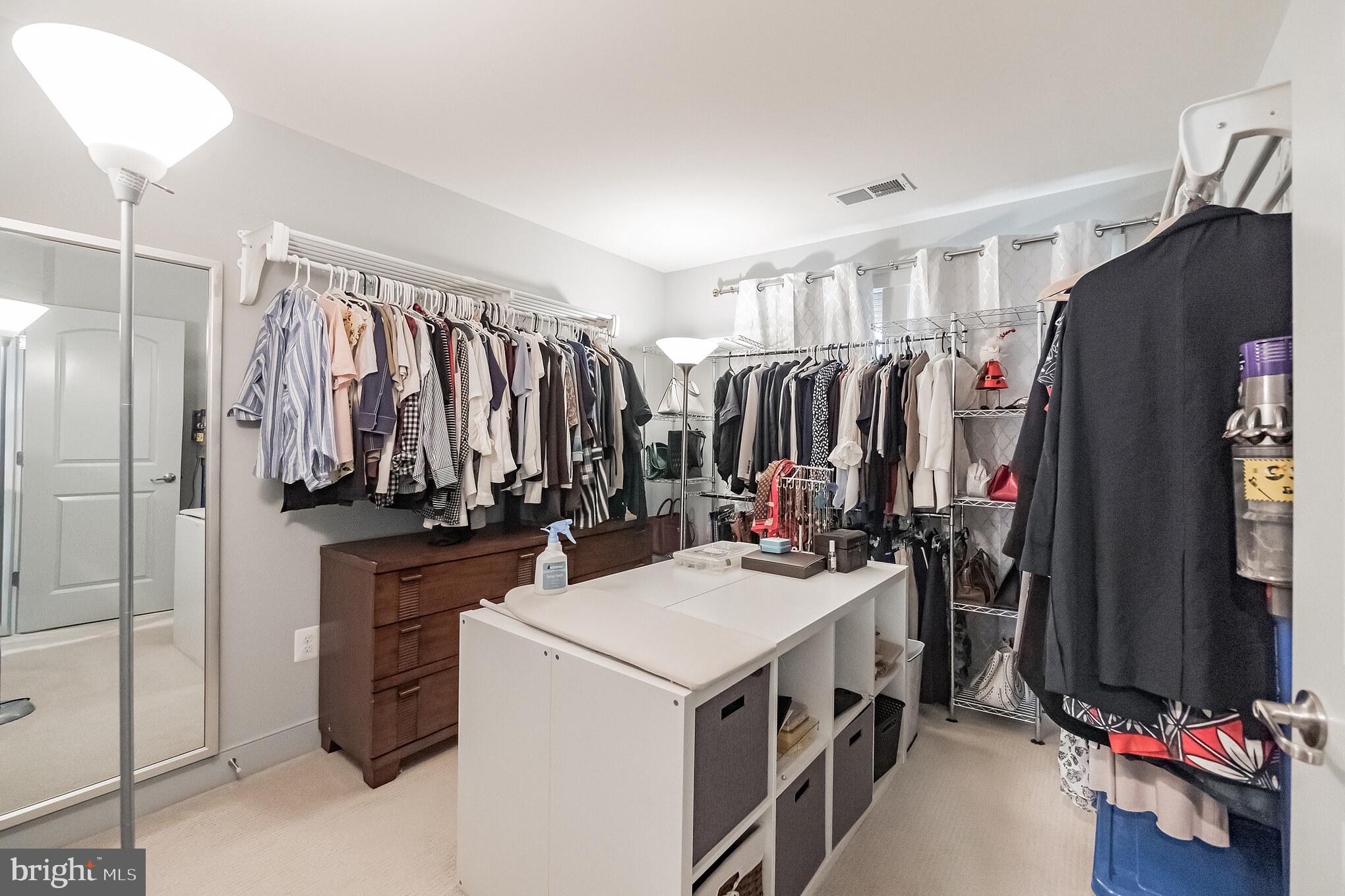 223 Strummer Lane Gaithersburg, MD 20878 - Photo 23 of 41 3rd Bedroom