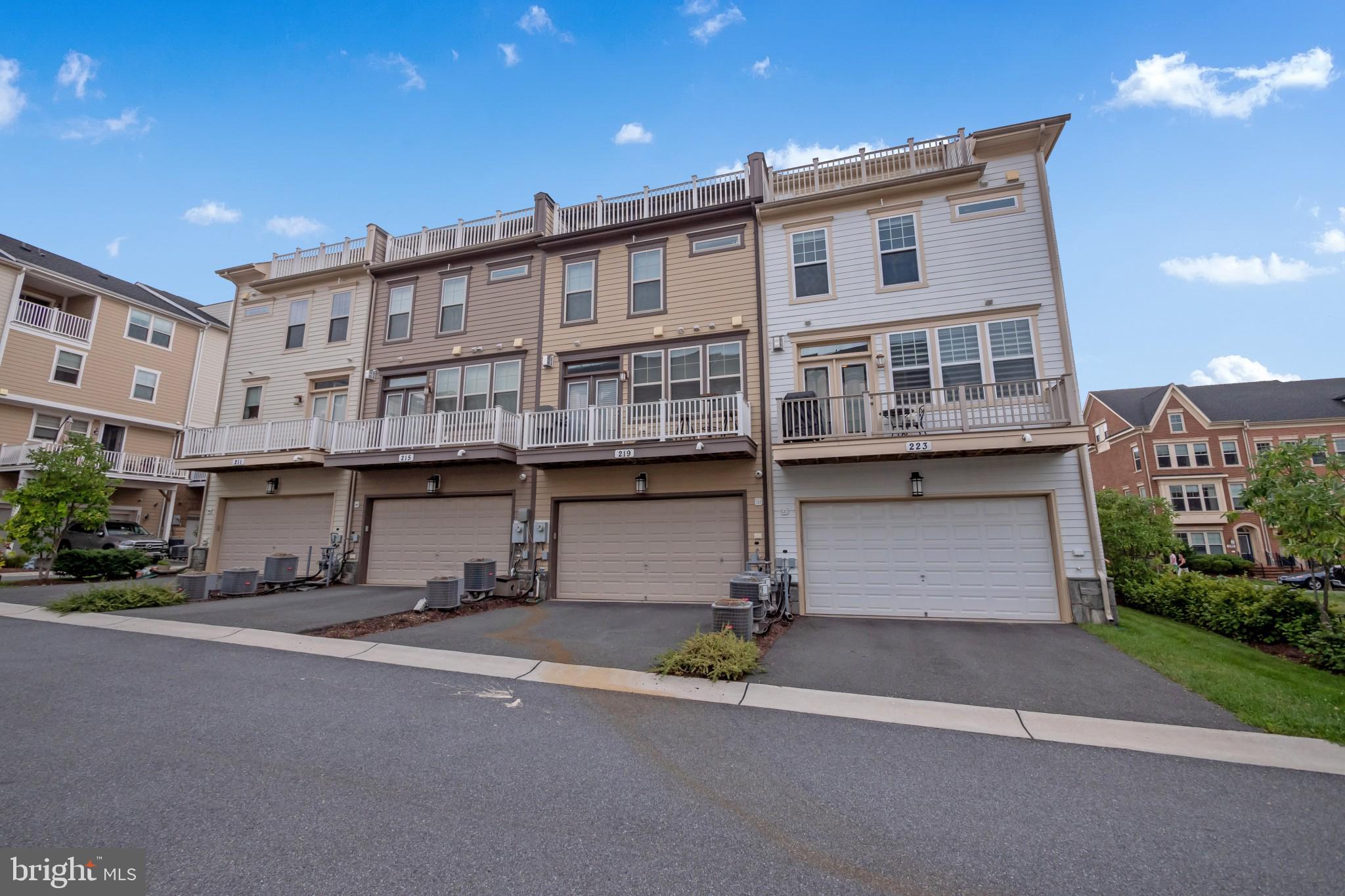 223 Strummer Lane Gaithersburg, MD 20878 - Photo 3 of 41 Rear 2 Car Garage