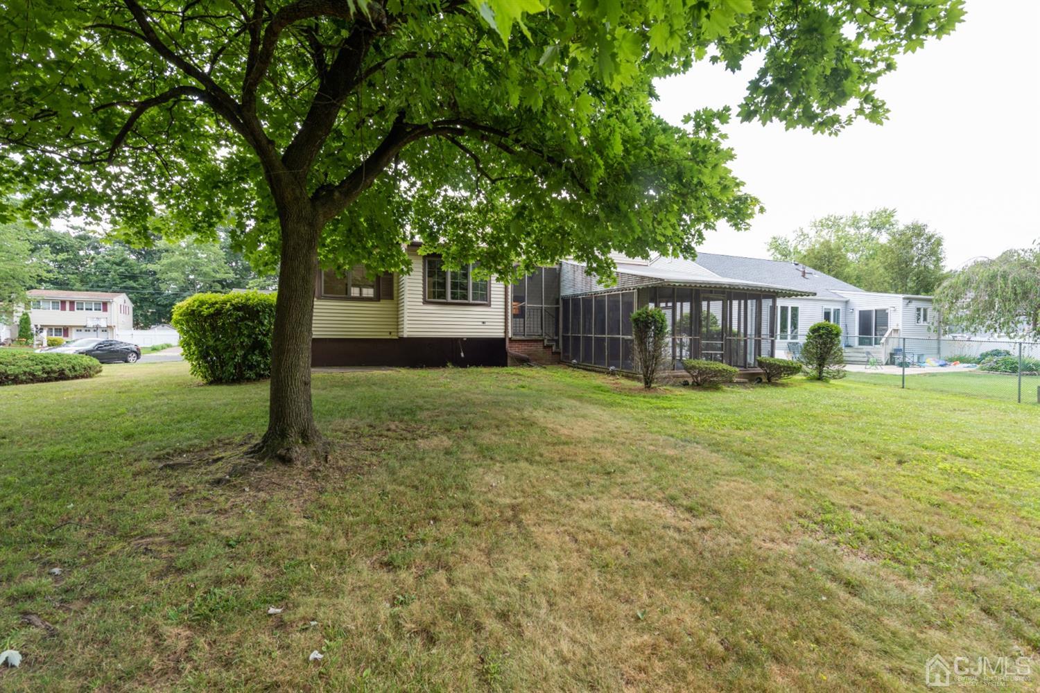 4 Rittner Lane Old Bridge, NJ 08857 - Photo 7 of 31 Gallery Image 7