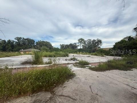 741 North Combee Road Lakeland, FL 33801 - Photo 7 of 11
