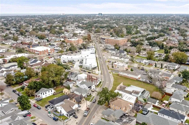 $2,250,000 | 3100 Metairie Road, Metairie, LA 70001