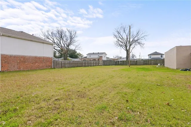$2,250,000 | 3100 Metairie Road, Metairie, LA 70001
