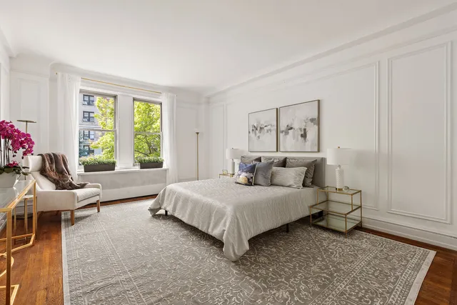 $2,695,000 | 161 West 86th Street, Unit 2A | Upper West Side
