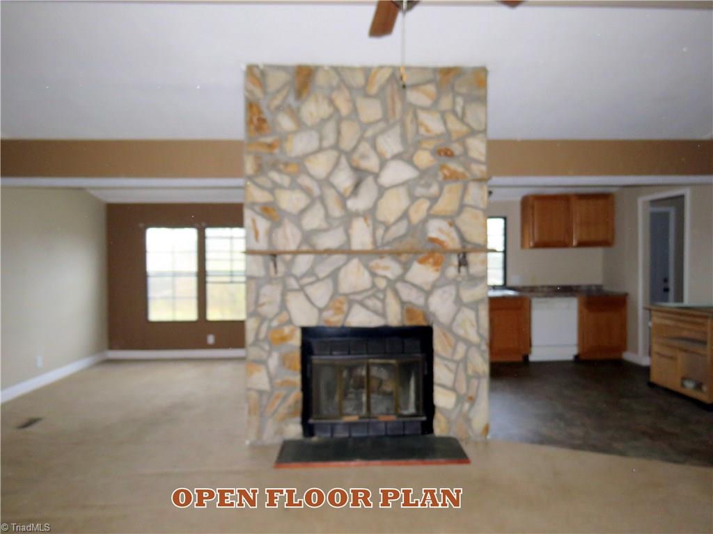 1058 John Hill Road Walnut Cove, NC 27052 - Photo 7 of 23 Gallery Image 7