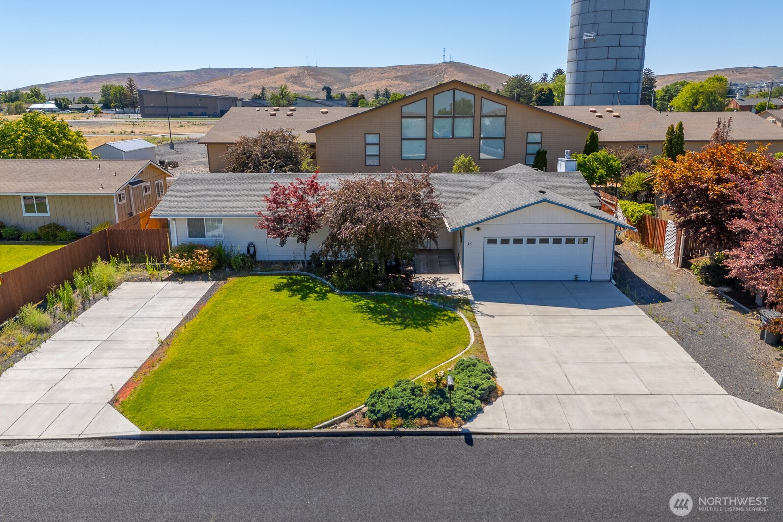 35 Ridge Drive Ephrata, WA 98823 - Photo 5 of 38 Gallery Image 5