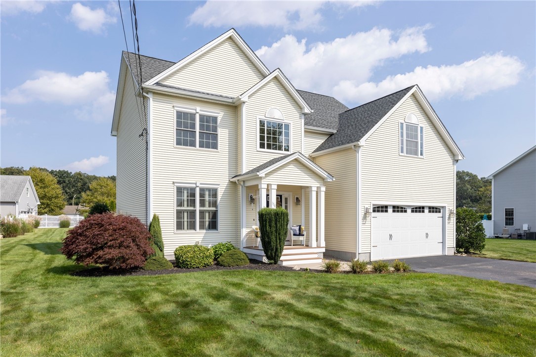 136 Beach Street Westerly, RI 02891 - Photo 2 of 35 Gallery Image 2