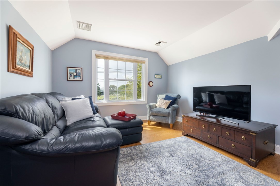 136 Beach Street Westerly, RI 02891 - Photo 26 of 35 Gallery Image 26