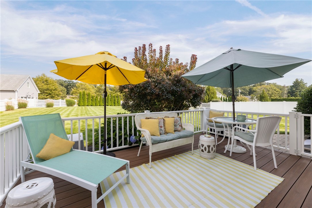 136 Beach Street Westerly, RI 02891 - Photo 5 of 35 Gallery Image 5