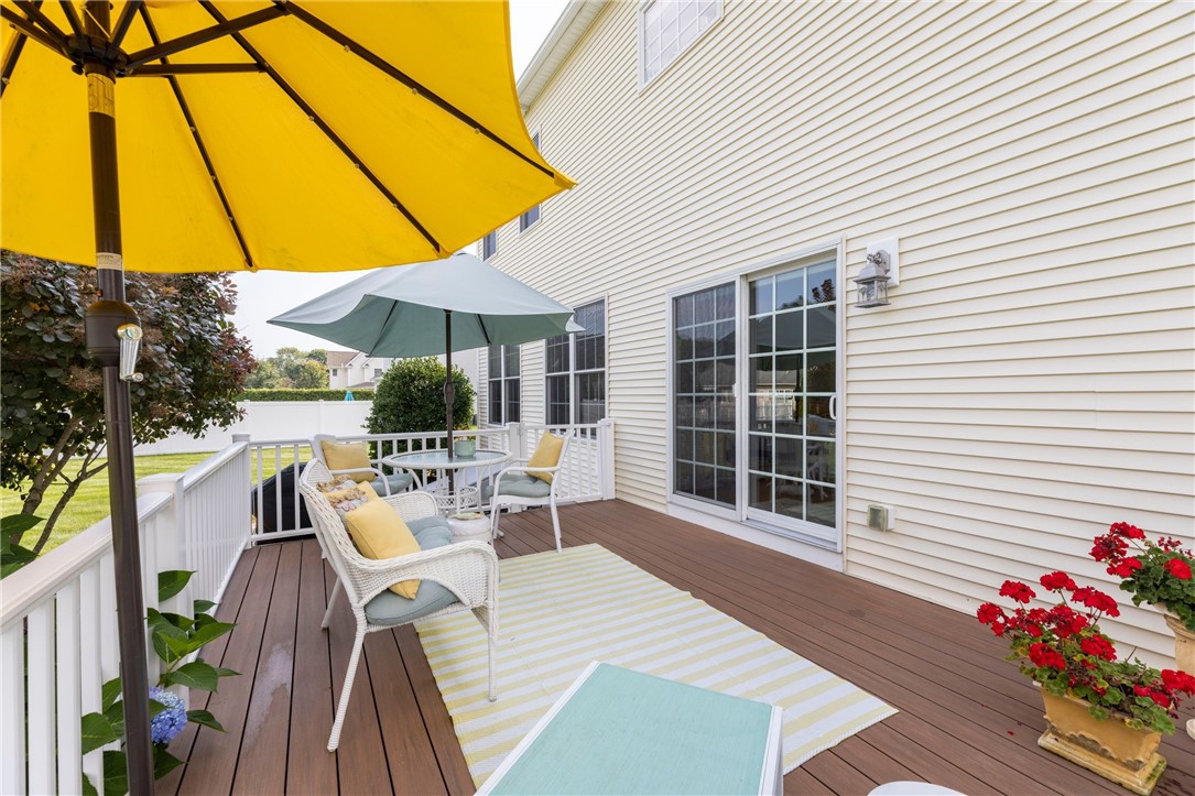 136 Beach Street Westerly, RI 02891 - Photo 6 of 35 Gallery Image 6