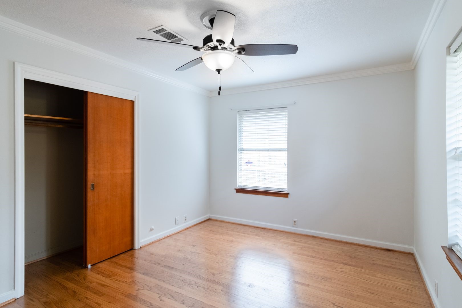 3014 Attridge Road Houston, TX 77018 - Photo 9 of 24