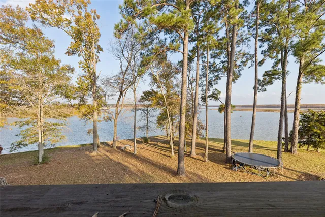 $855,000 | 384 Lonesome Dove Trail, Trinity, TX 75862