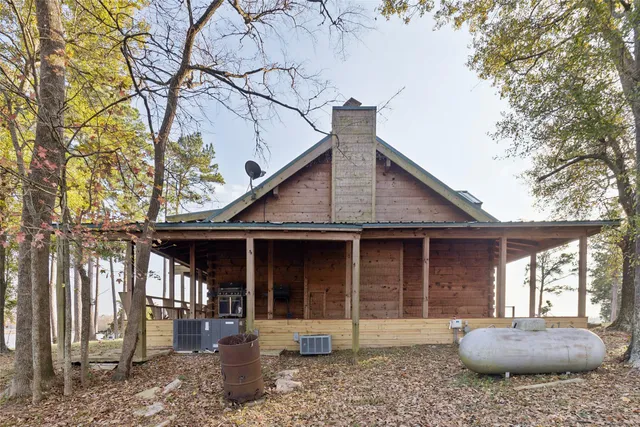 $855,000 | 384 Lonesome Dove Trail, Trinity, TX 75862