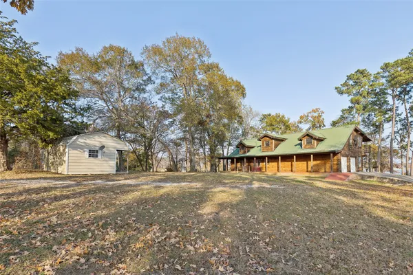 $852,000 | 384 Lonesome Dove Trail, Trinity, TX 75862
