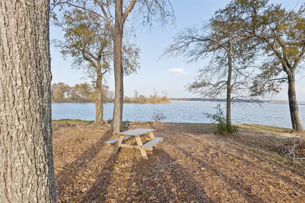 $852,000 | 384 Lonesome Dove Trail, Trinity, TX 75862