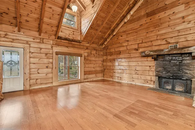 $855,000 | 384 Lonesome Dove Trail, Trinity, TX 75862