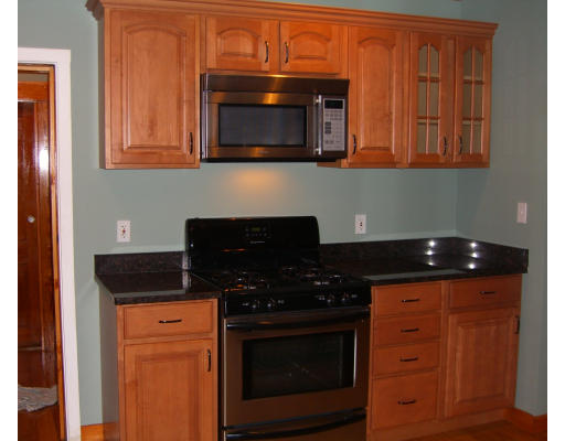 809-811 Heath Street, Unit 811 Brookline, MA 02467 - Photo 3 of 16