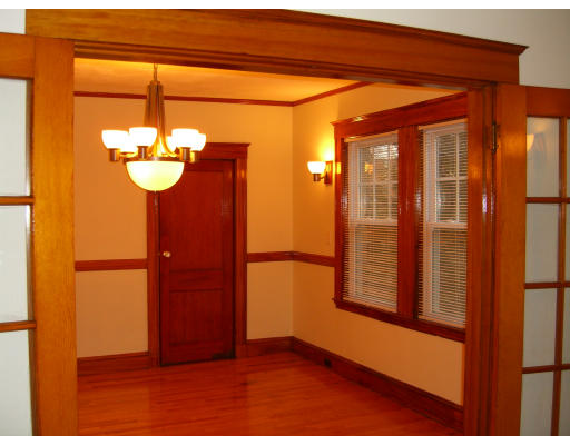 809-811 Heath Street, Unit 811 Brookline, MA 02467 - Photo 5 of 16