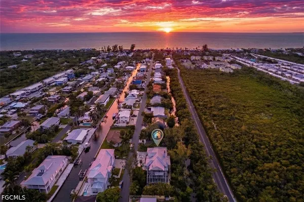 $1,749,000 | 793 Jungle Queen Way, Longboat Key, FL 34228