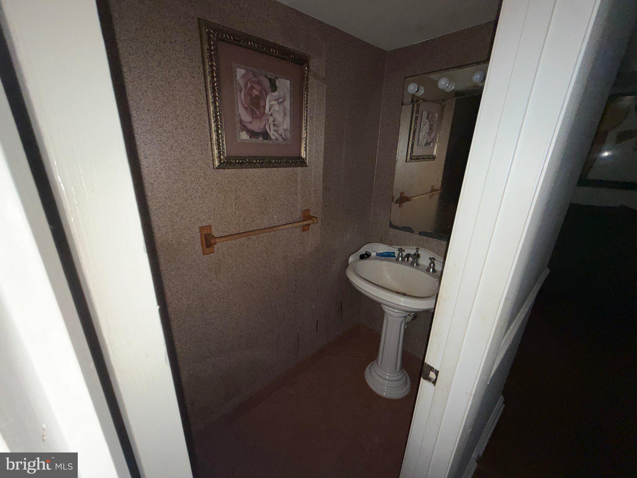 13623 Lindendale Road Woodbridge, VA 22193 - Photo 7 of 8 Gallery Image 7