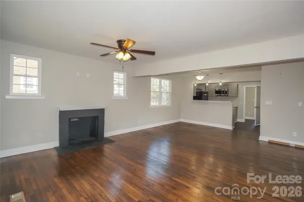 $1,800 | 2143 Camp Greene Street, Charlotte, NC 28208
