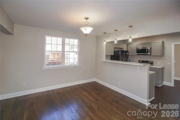 $1,800 | 2143 Camp Greene Street, Charlotte, NC 28208