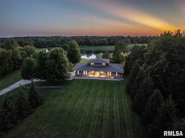 $599,999 | 6 Marty Lane, Macomb, IL 61455