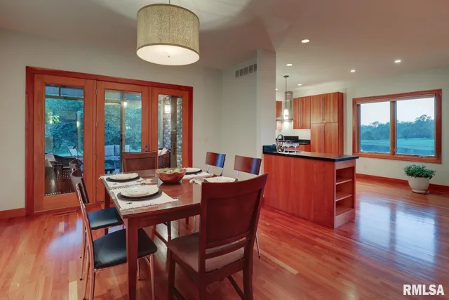 $599,999 | 6 Marty Lane, Macomb, IL 61455