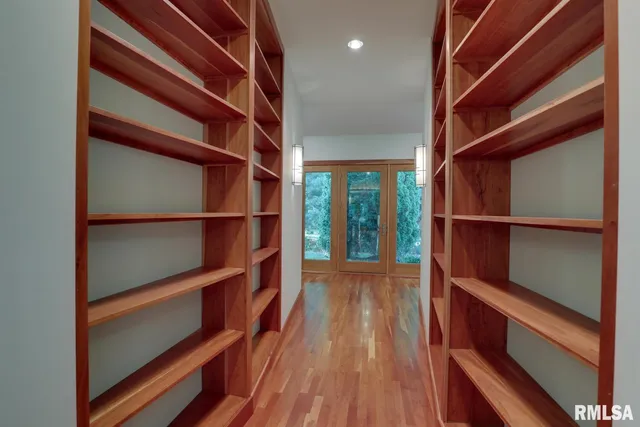 $599,999 | 6 Marty Lane, Macomb, IL 61455