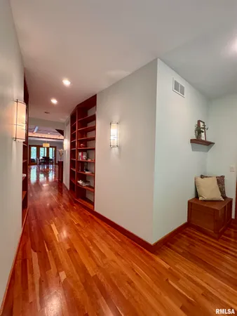 $565,000 | 6 Marty Lane, Macomb, IL 61455