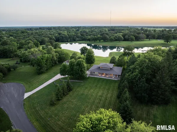 $565,000 | 6 Marty Lane, Macomb, IL 61455