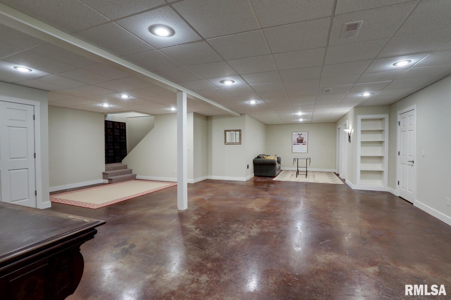 6 Marty Lane Macomb, IL 61455 - Photo 31 of 50