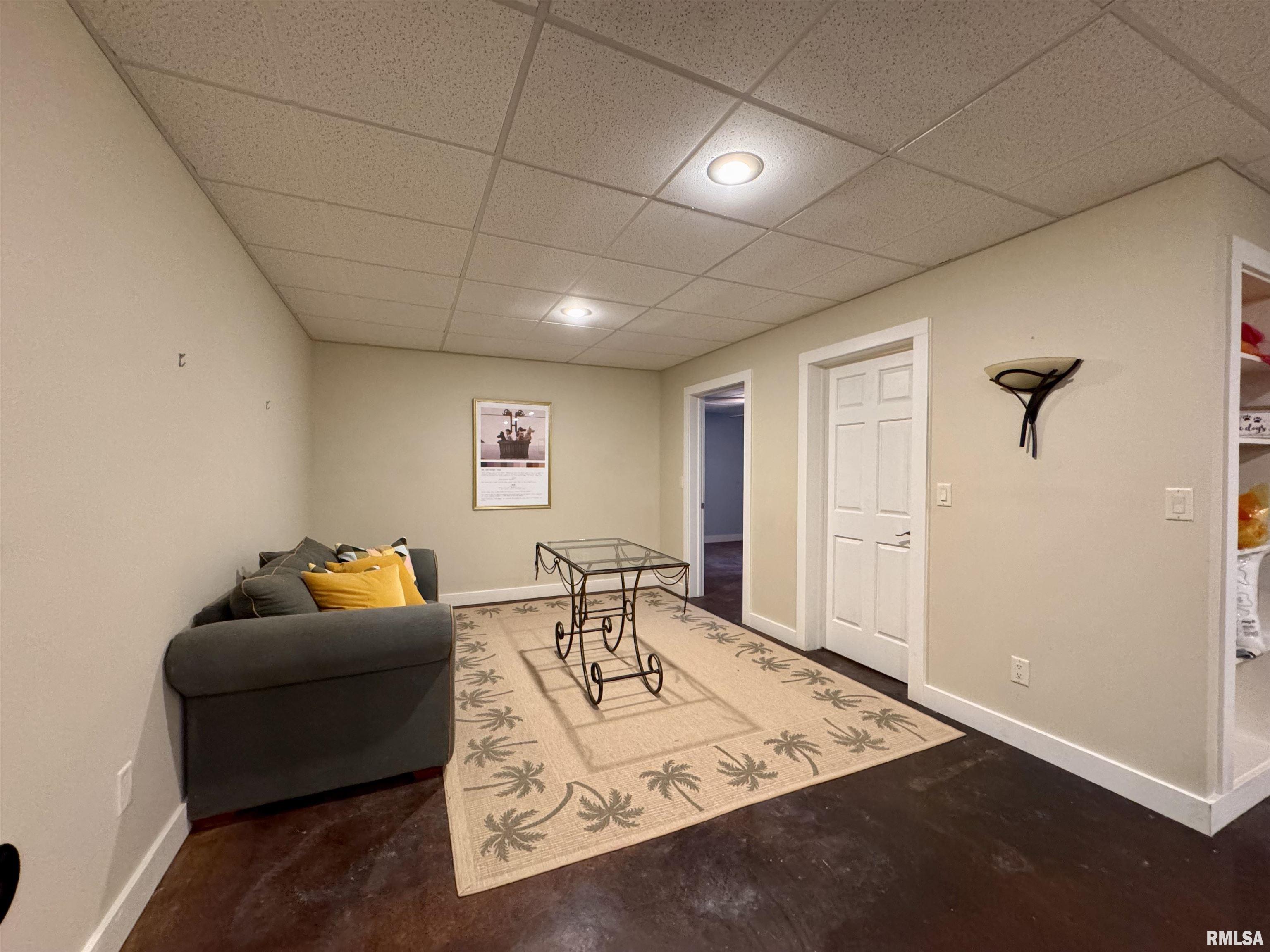 6 Marty Lane Macomb, IL 61455 - Photo 32 of 50